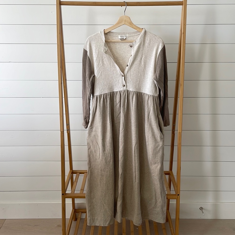 Color block long sleeve beige dress